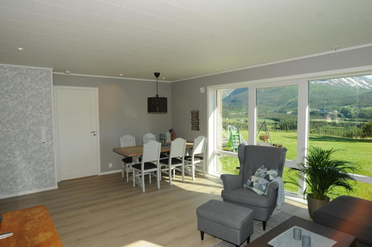 Romsdalseggen Lodge Isfjorden Luaran gambar